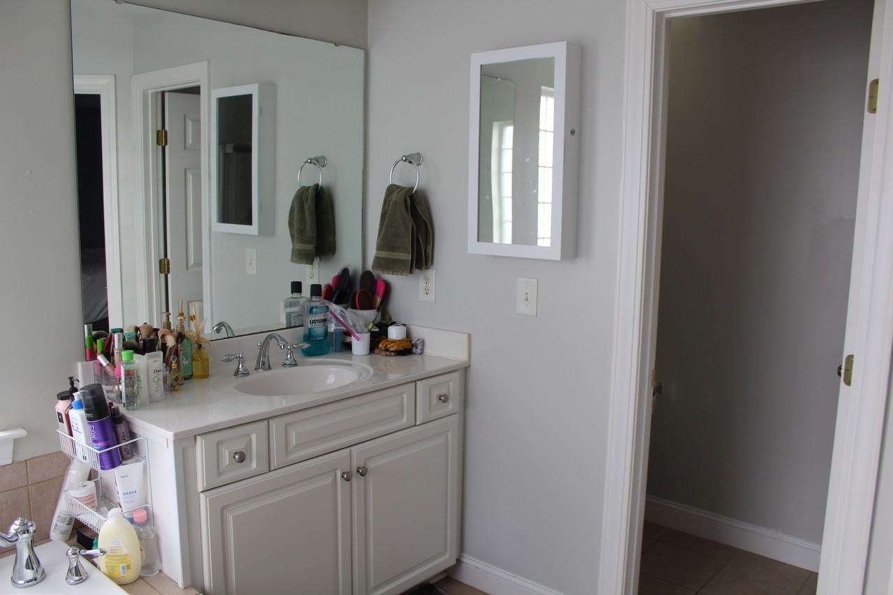 110 Jubilee Pl - Photo 2 of 50