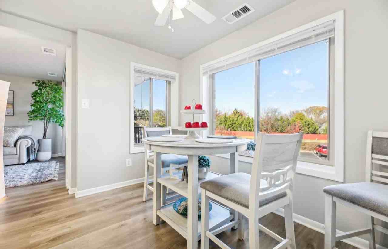 Potomac Garden Apartments - Photo 7 of 50