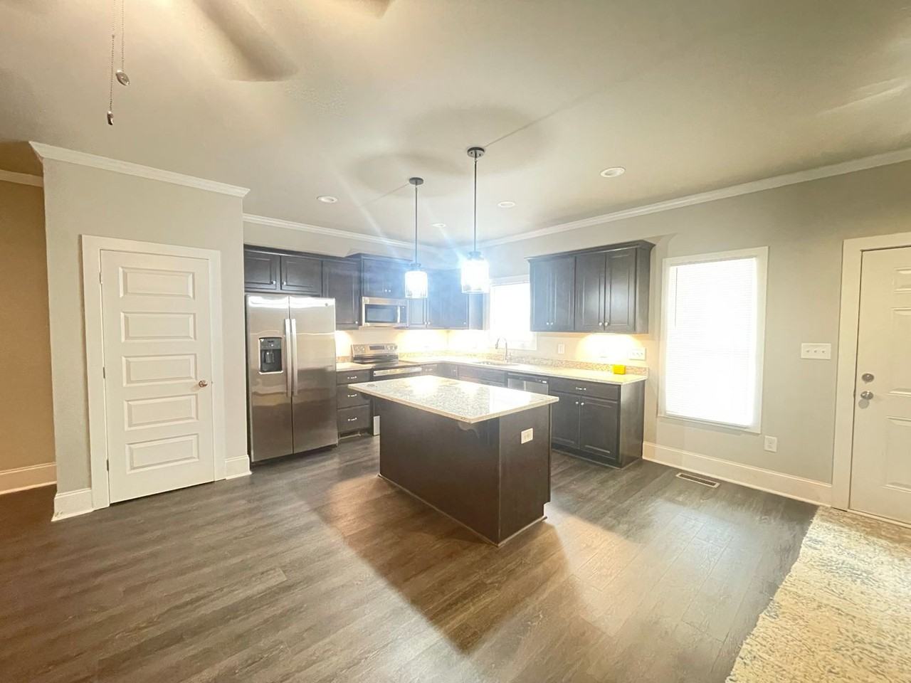 755 Whitehall Rd - Photo 2 of 28
