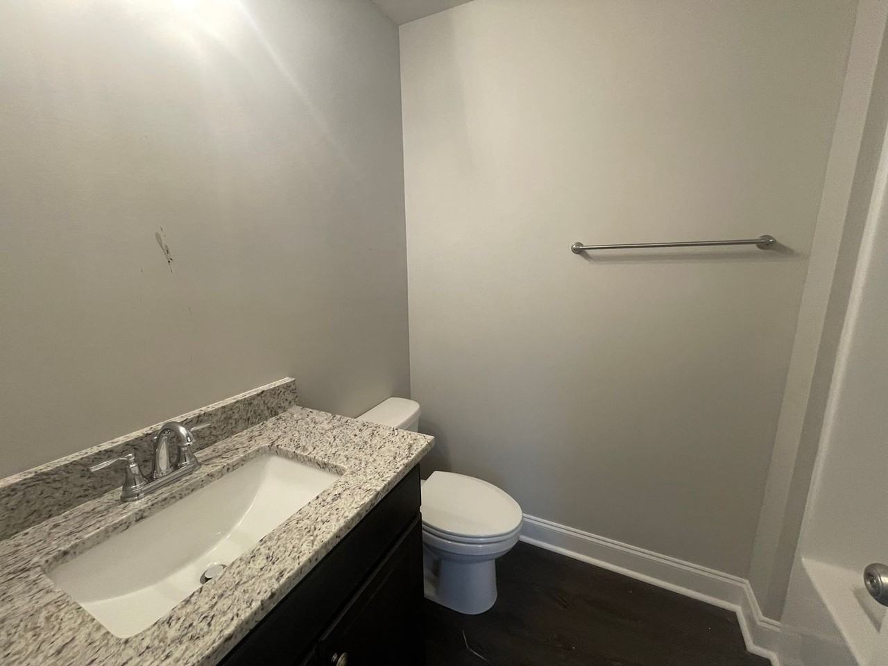 755 Whitehall Rd - Photo 7 of 28