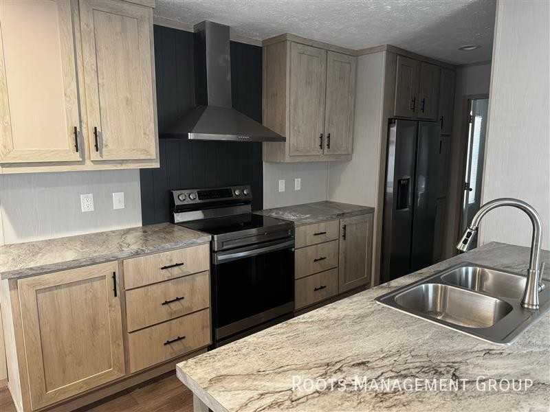 88 N Peggy St #88NP - Photo 2 of 19