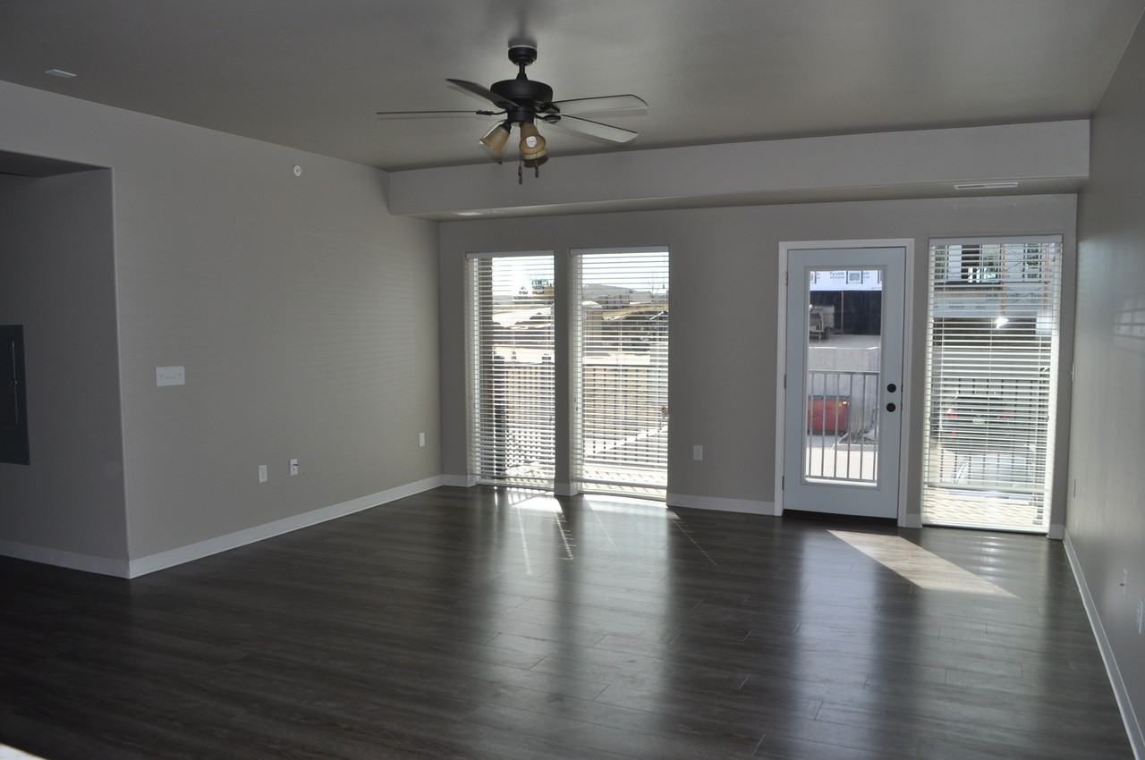 Eastbrook Flats #2 - Photo 6 of 13