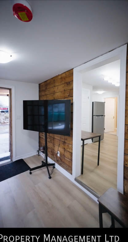 19 Byron St - Photo 3 of 9