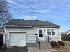 featured image of 7 W Silver St