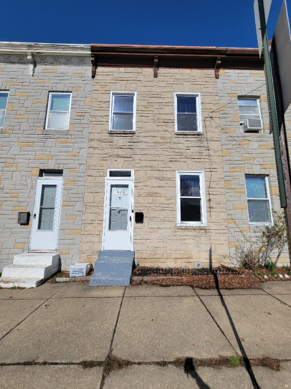 3620 2nd St - Photo 2 of 12