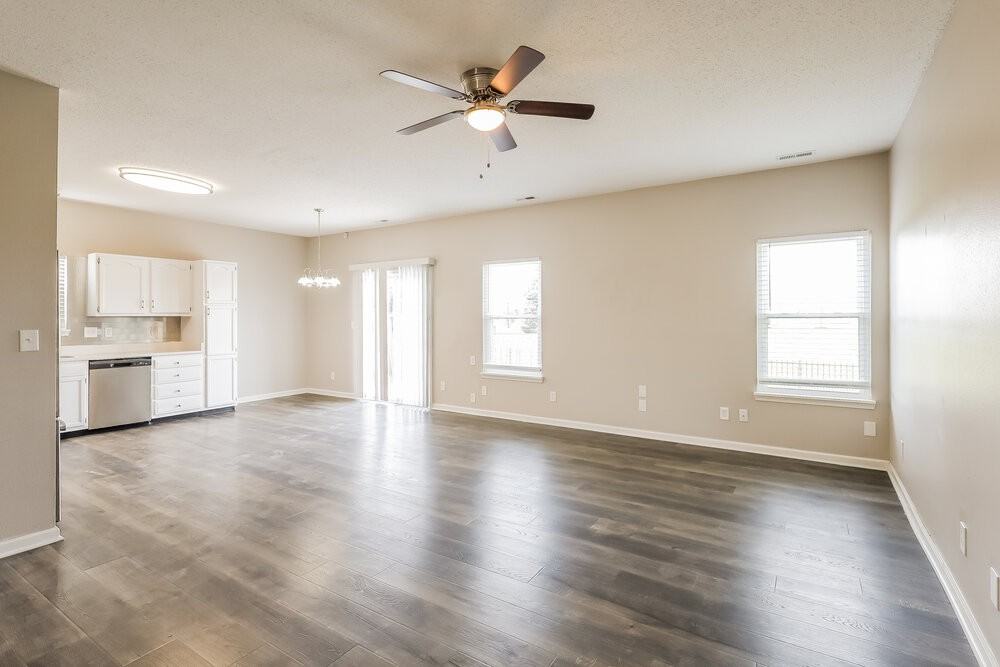 3550 Limelight Ln - Photo 3 of 16