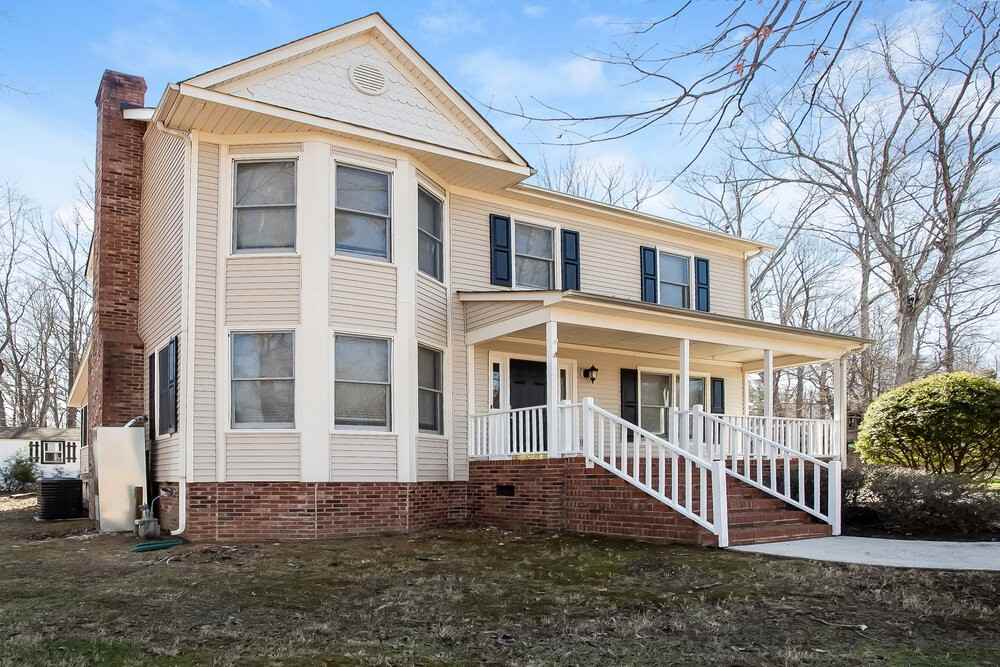 2003 Redwood Dr - Photo 5 of 17