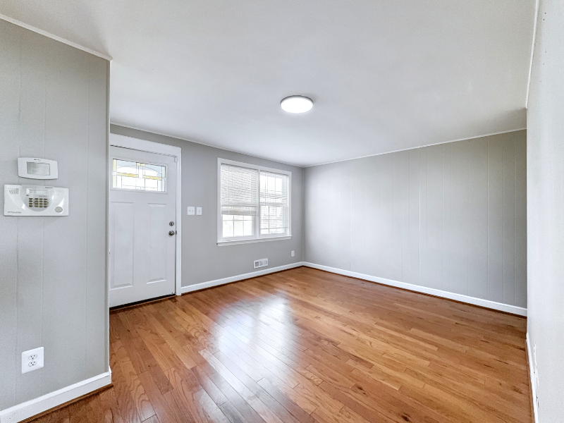 4431 Eldone Rd - Photo 2 of 19