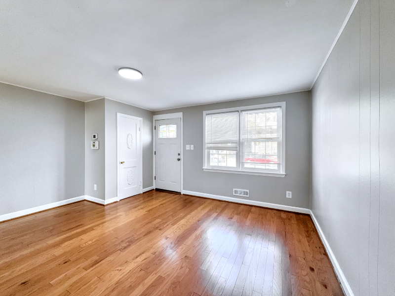 4431 Eldone Rd - Photo 3 of 19