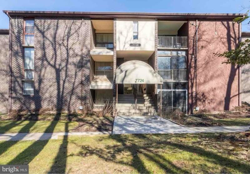 07 Hanover Pkwy - Photo 7 of 9