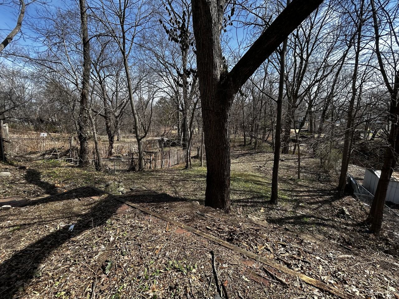 2718 North North Street - Photo 4 of 23