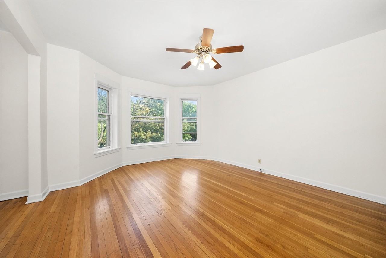 3045 Logan LLC - Photo 4 of 32