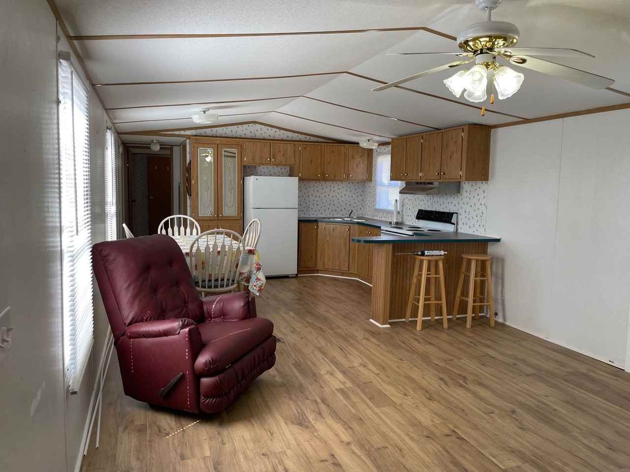 7334 Gravel Hill Rd - Photo 4 of 21