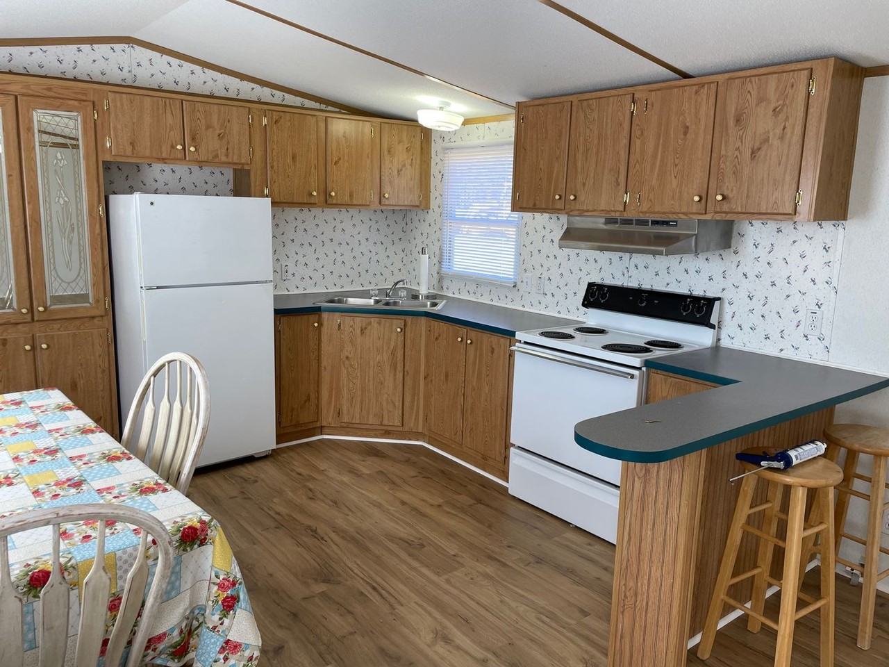 7334 Gravel Hill Rd - Photo 5 of 21