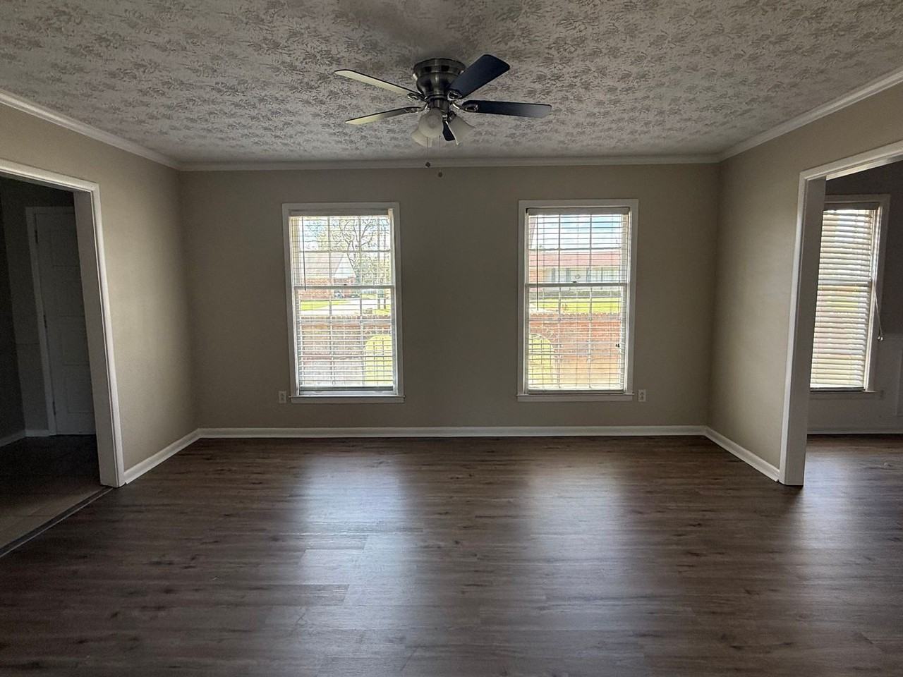 3028 Academy Dr - Photo 7 of 13