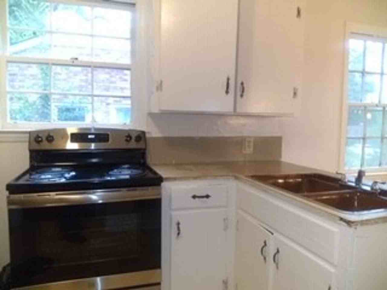 2106 Long Shadow Ln - Photo 2 of 26