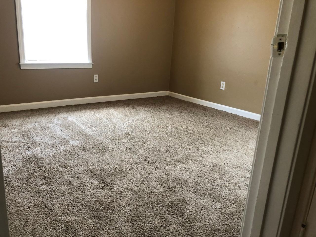 4010 Friendly Way - Photo 6 of 11