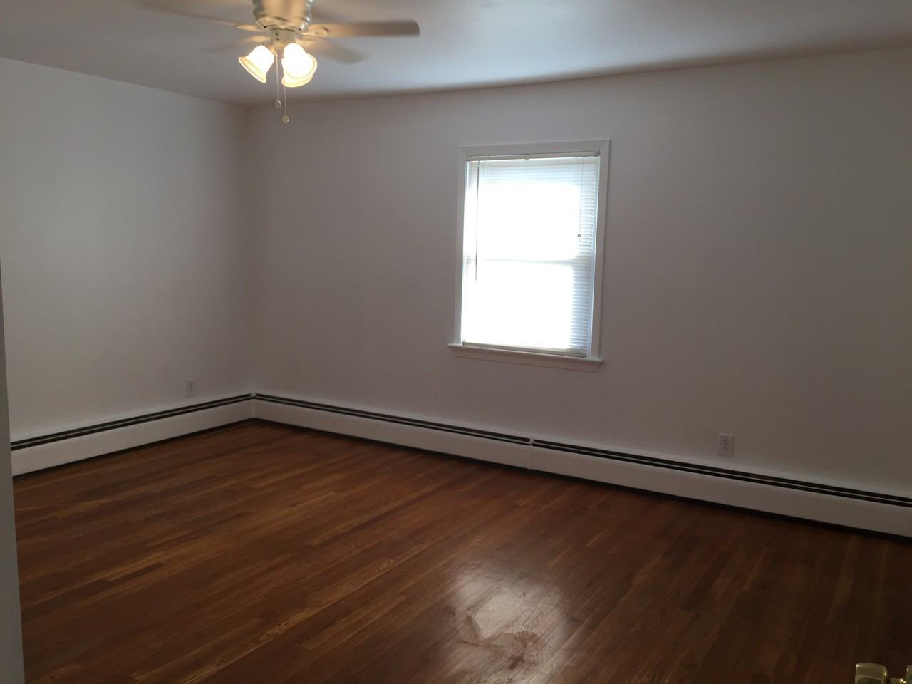 197 Park Ave - Photo 3 of 6