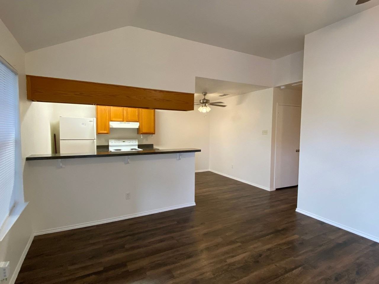 641 Woodard Ave Ste C - Photo 4 of 26