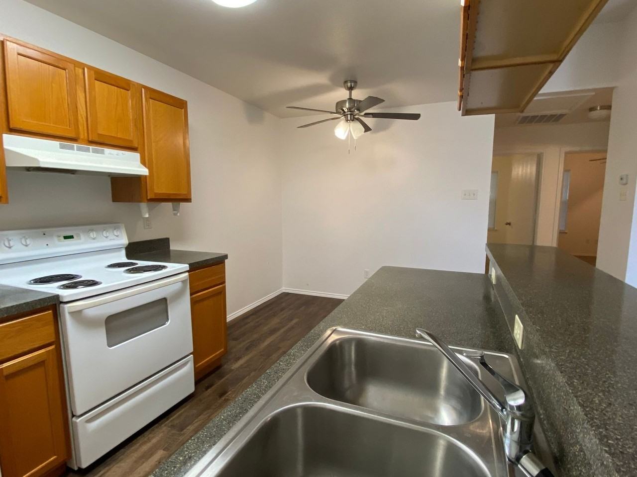 641 Woodard Ave Ste C - Photo 6 of 26