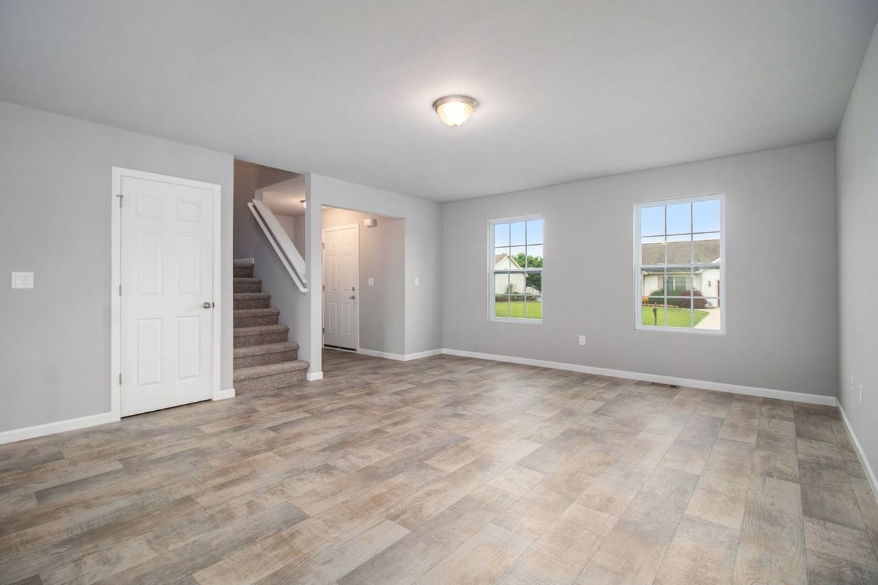 1624 Autumn Ridge Ln - Photo 4 of 21