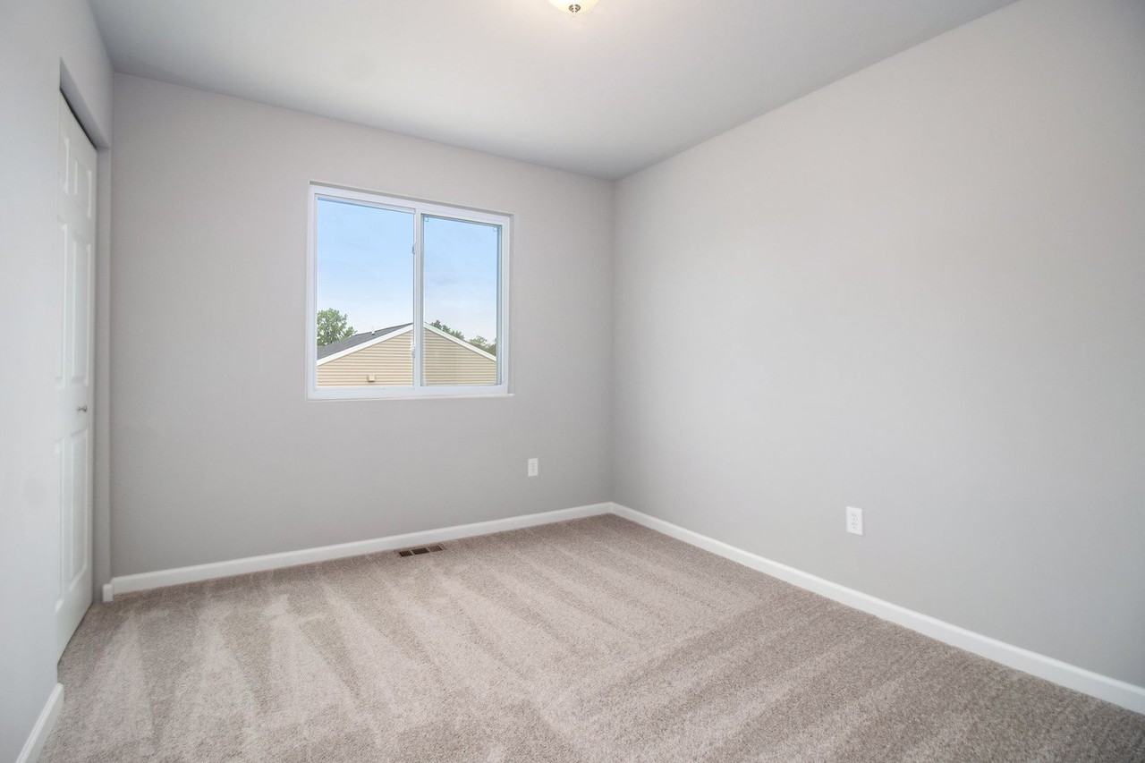 1624 Autumn Ridge Ln - Photo 6 of 21