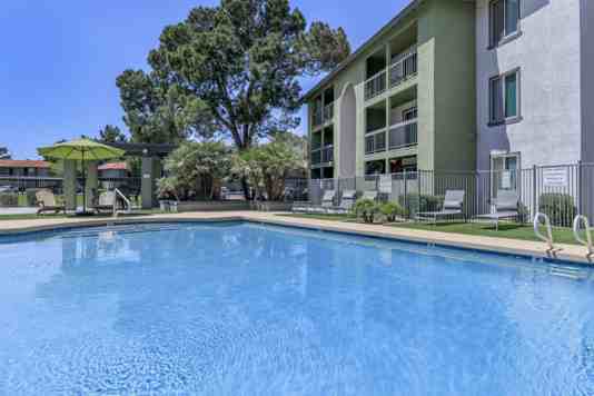 Sahara Palms & Playa Apartments 1 of 4