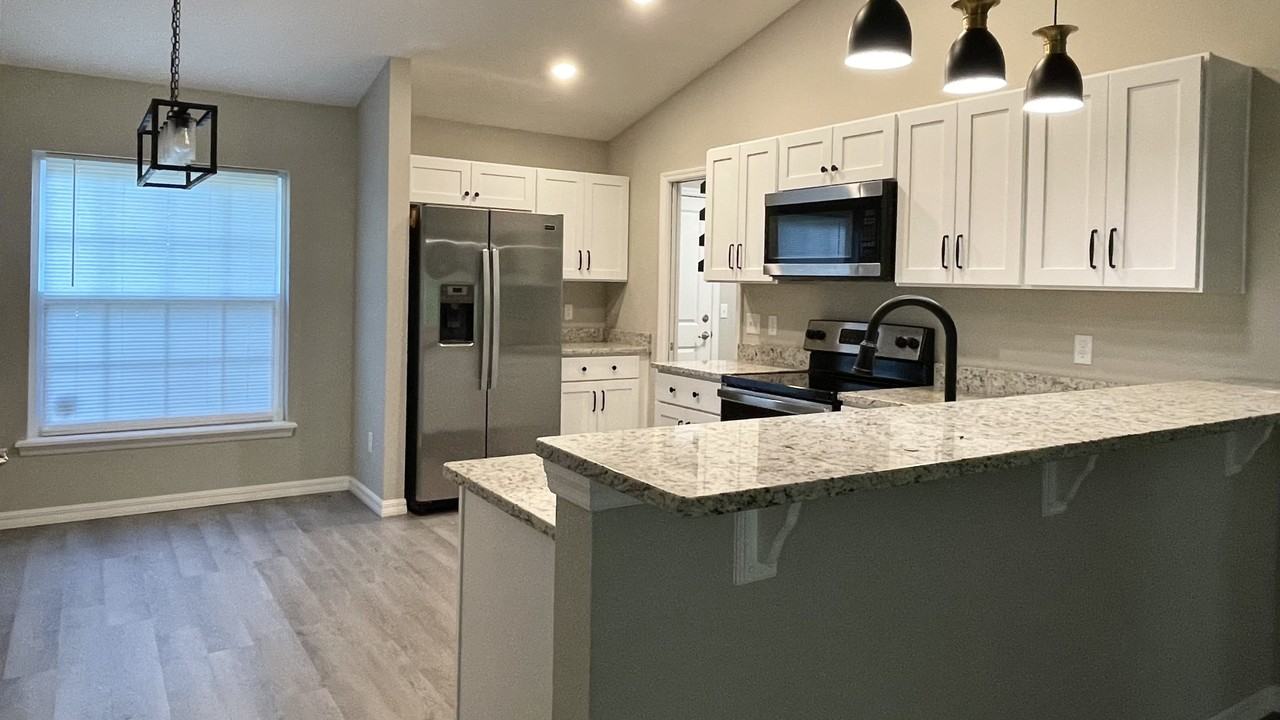 13413 Delaware Ave #NA - Photo 3 of 25