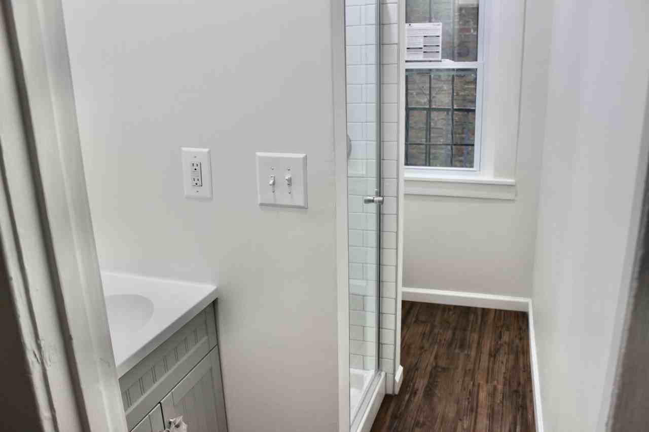 1015 N Charles St #2R