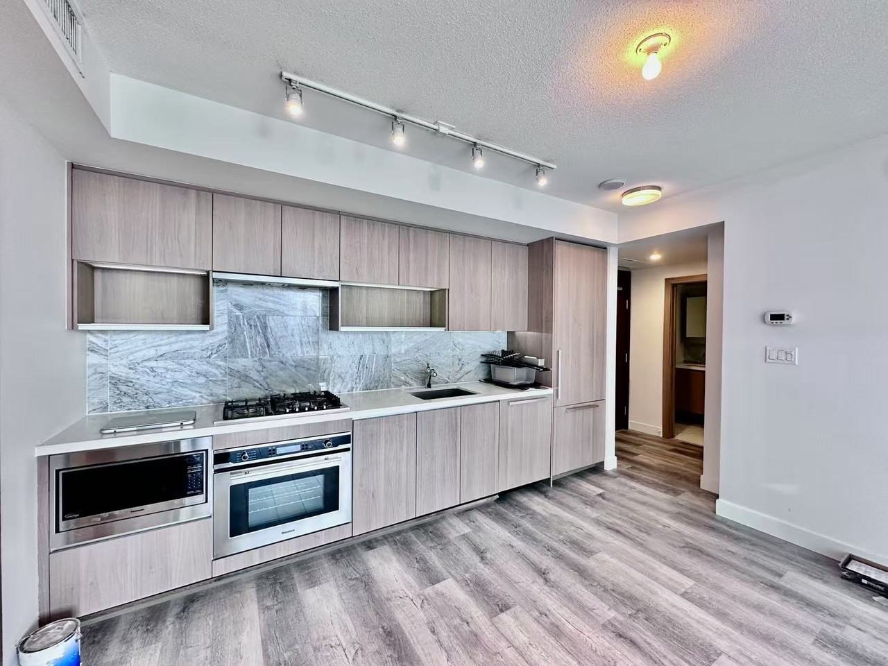 38 Smithe Street #1651 - Photo 4 of 17