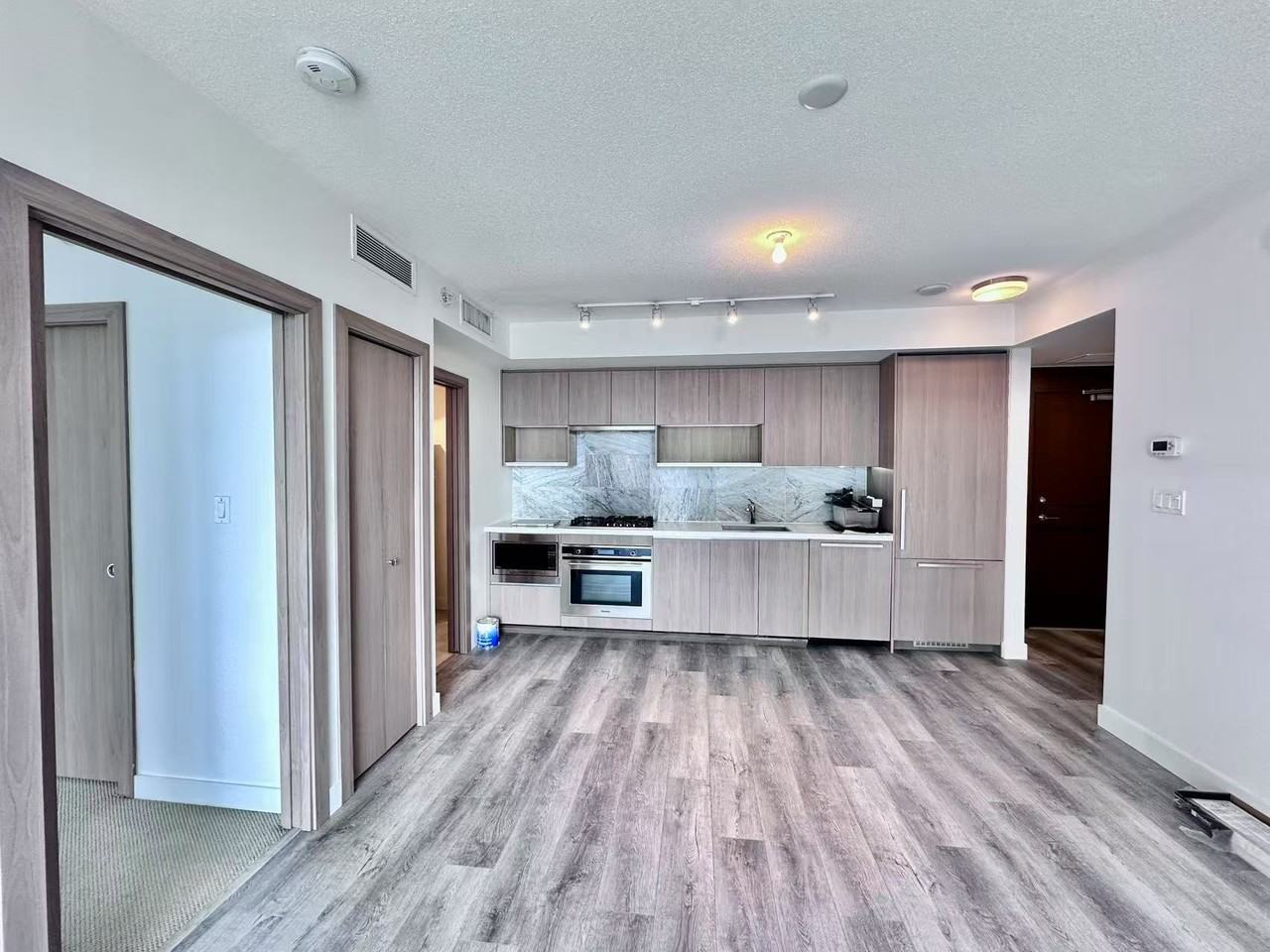 38 Smithe Street #1651 - Photo 6 of 17