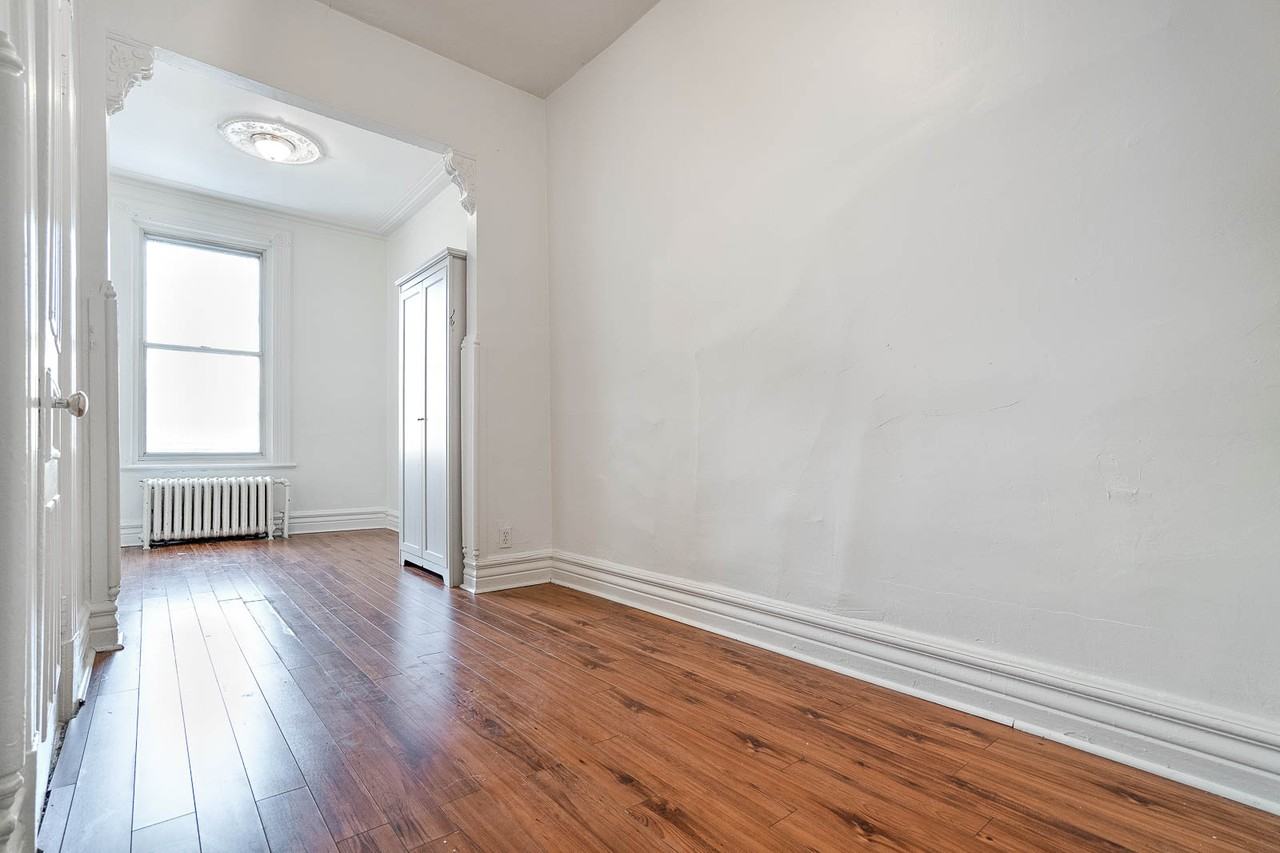 5710 Rue Waverly - Photo 4 of 23