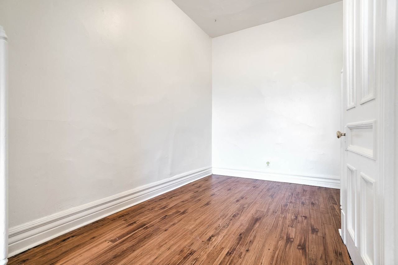 5710 Rue Waverly - Photo 7 of 23