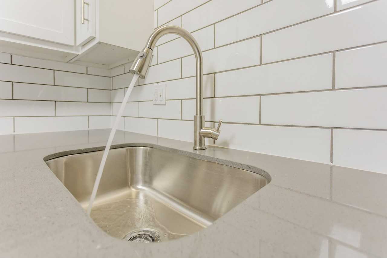 Compass Heights - Photo 7 of 29