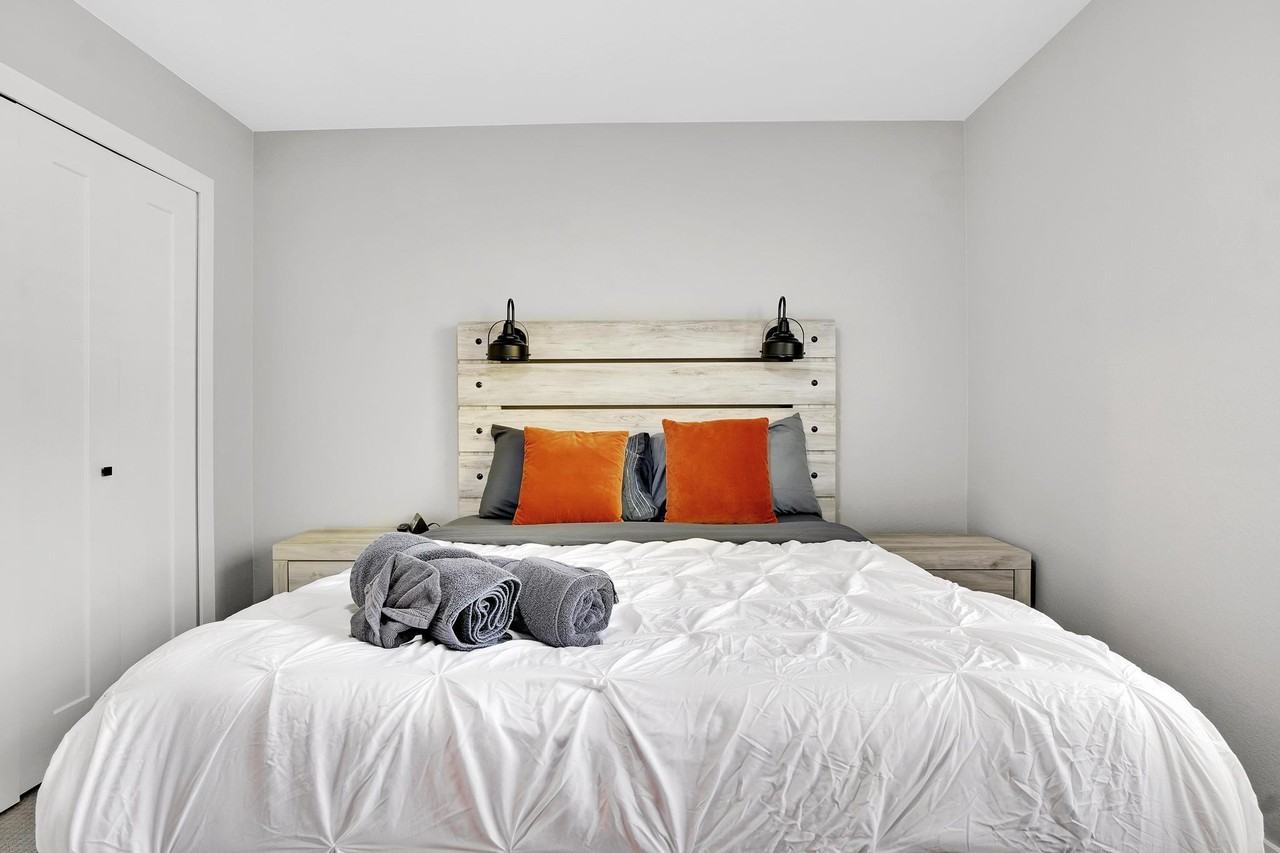 Webster St - Photo 6 of 9