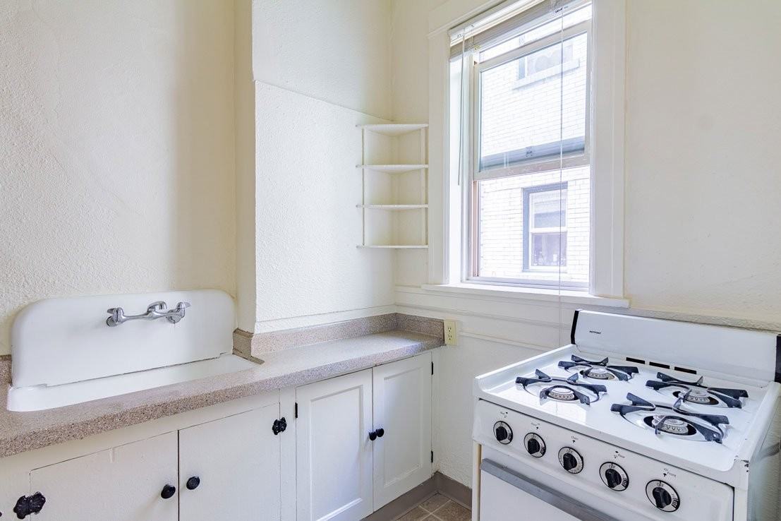 Edington Court - Photo 3 of 21