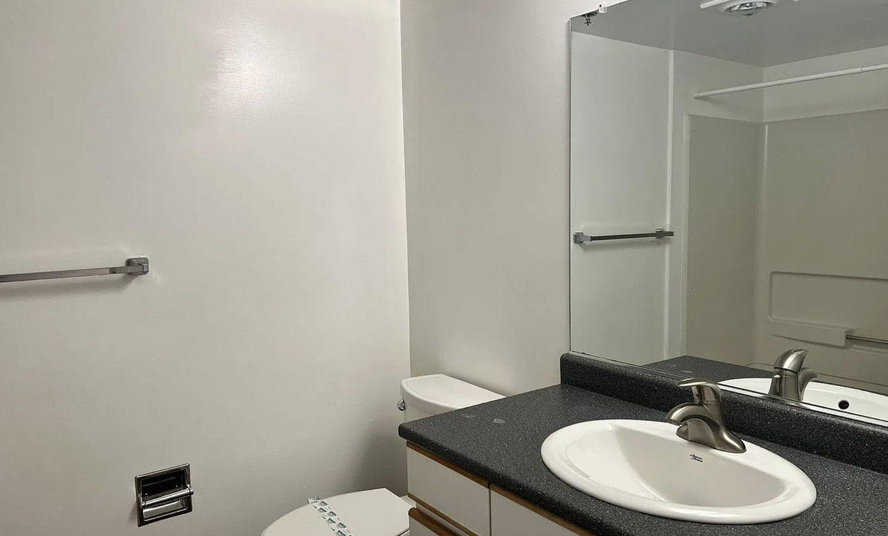 West Park Place - Photo 7 of 8