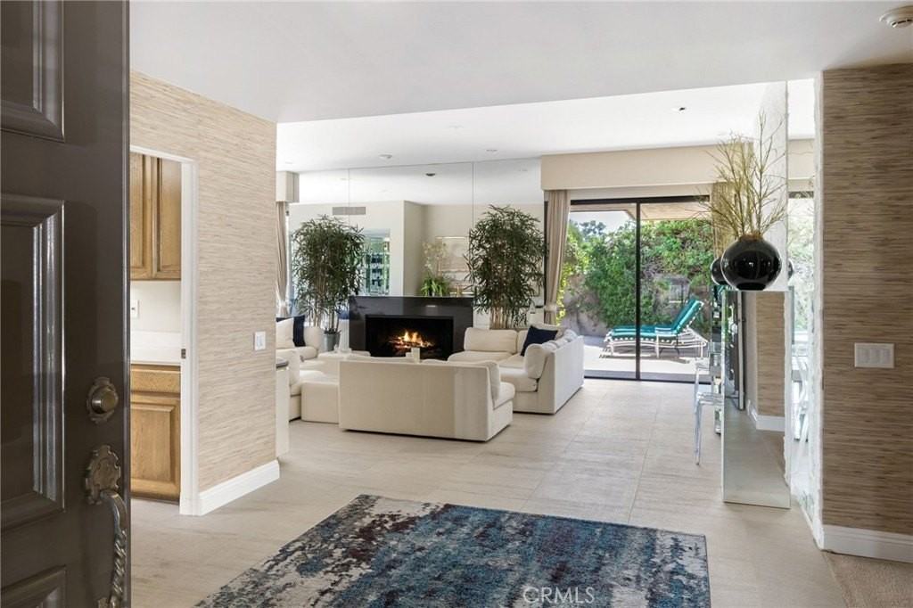 95 Princeton Dr - Photo 2 of 21