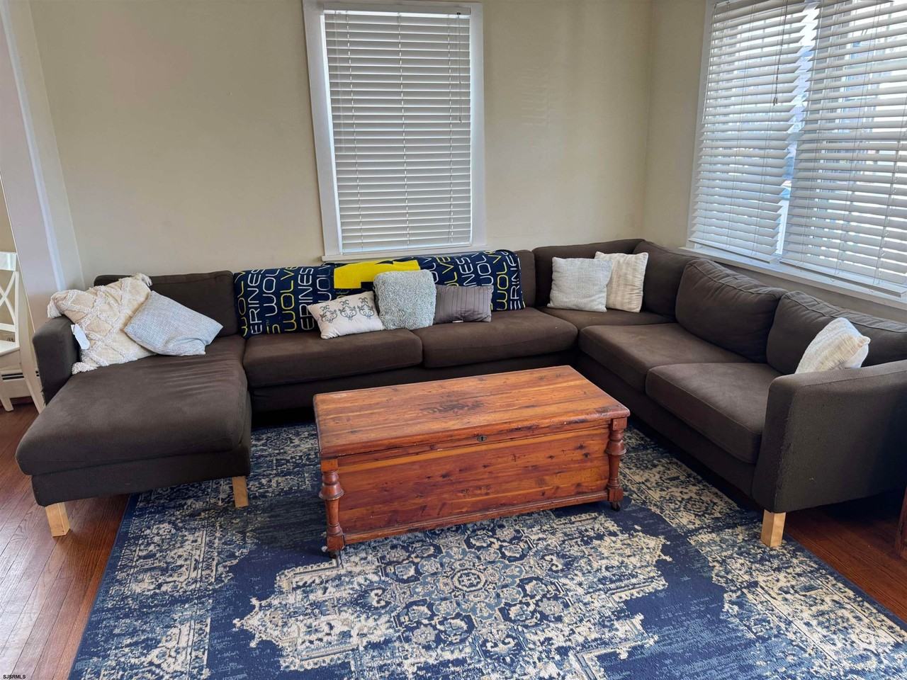 7811 Ventnor Ave - Photo 4 of 20