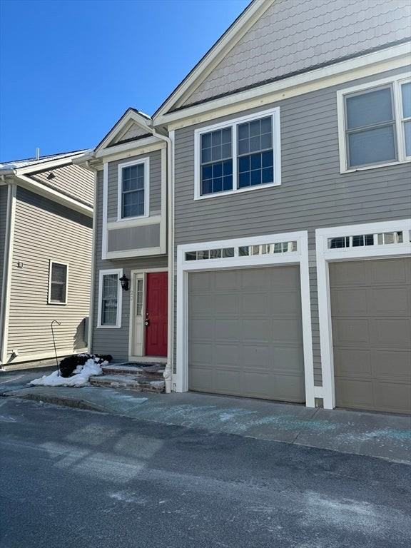 201 Main St - Photo 2 of 18