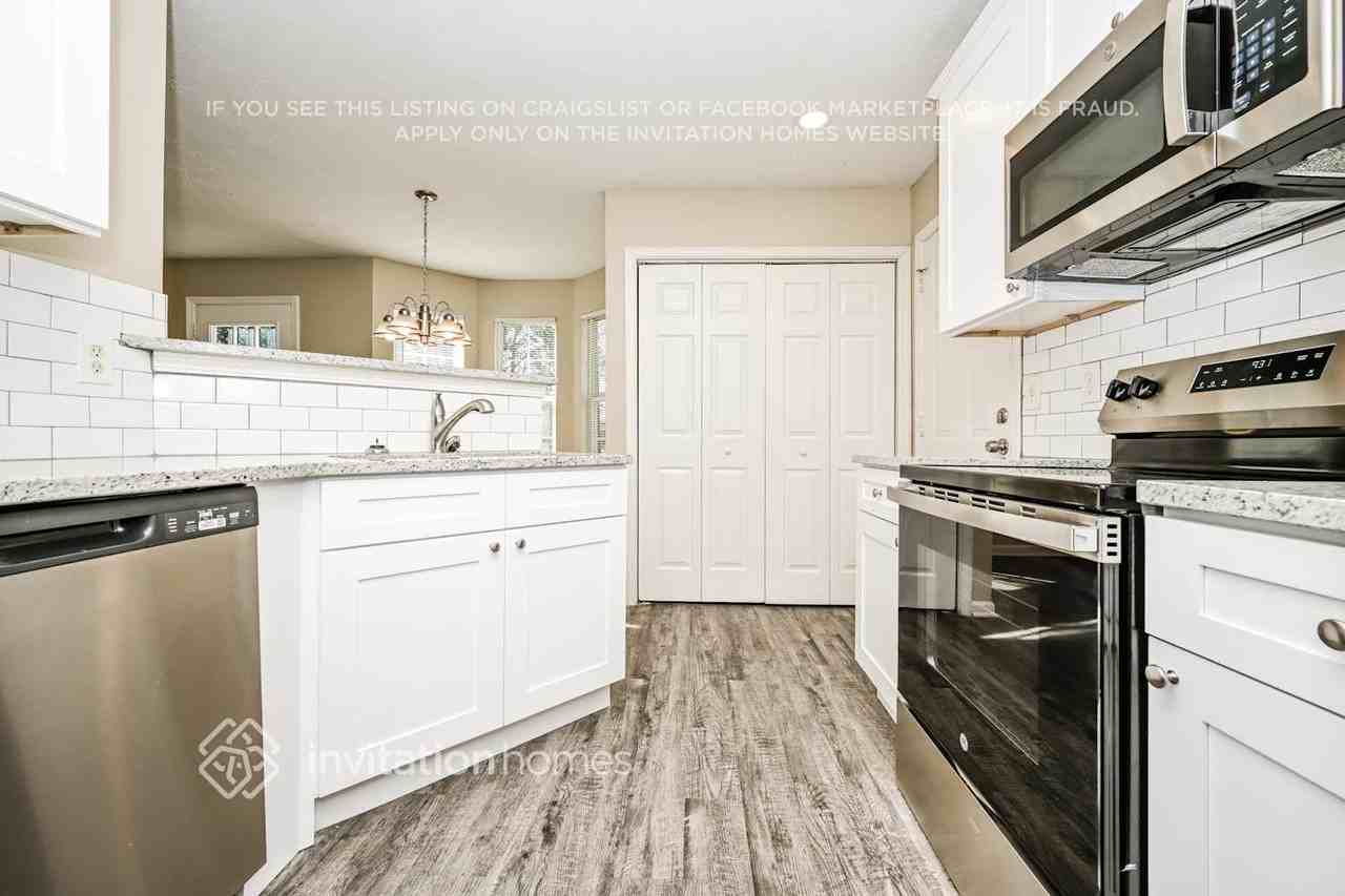 121 Whistle Way - Photo 6 of 18