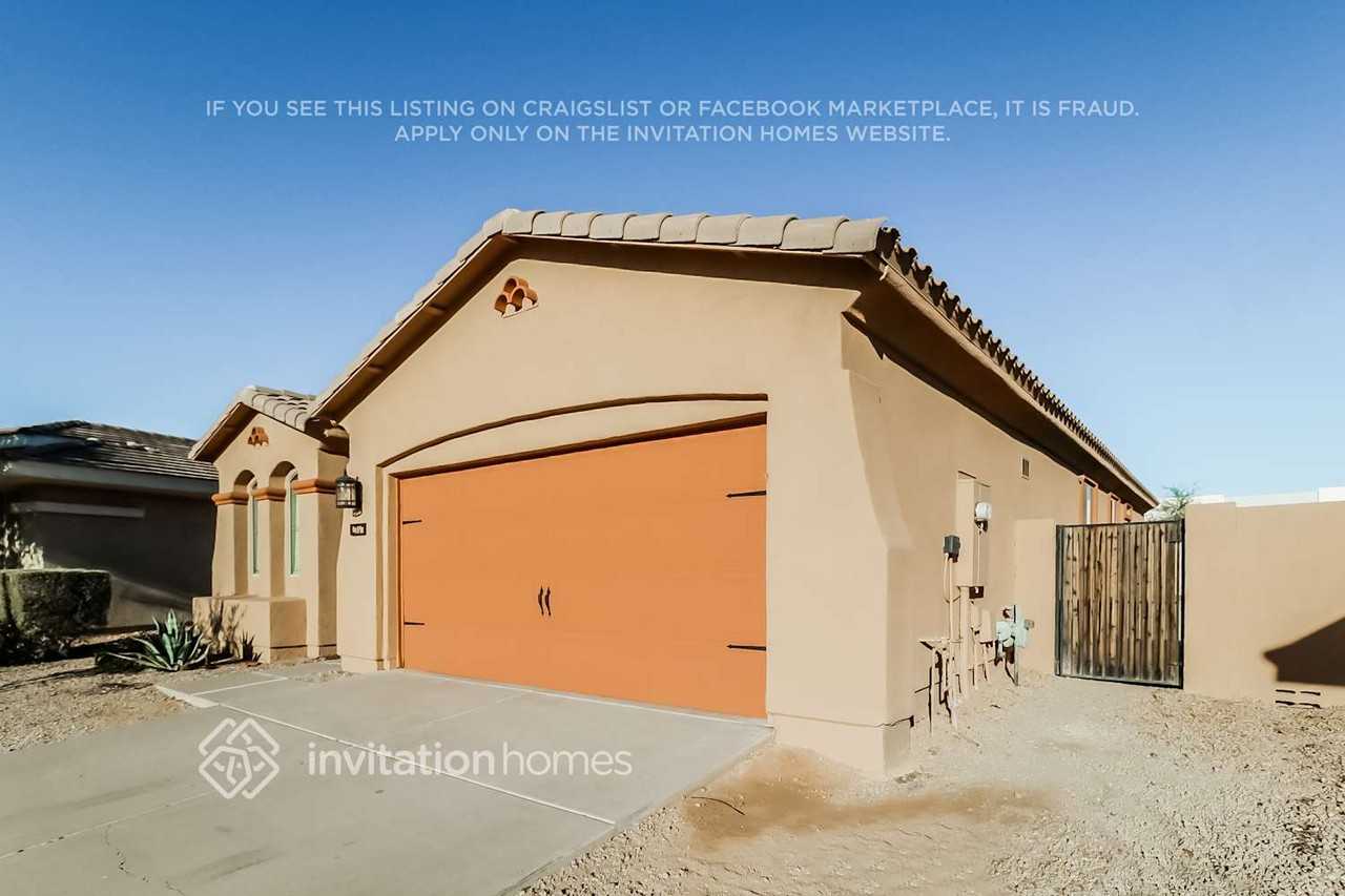 217 N 107th Dr - Photo 2 of 16