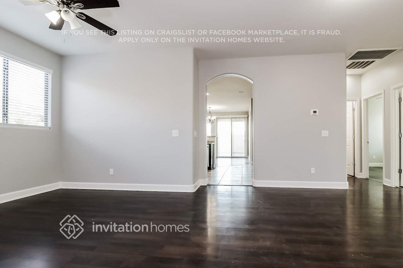 217 N 107th Dr - Photo 4 of 15