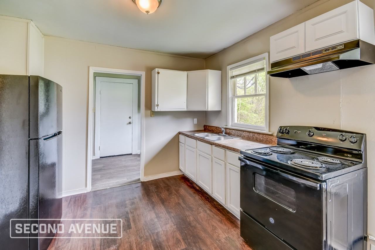 720 72nd St S - Photo 6 of 23