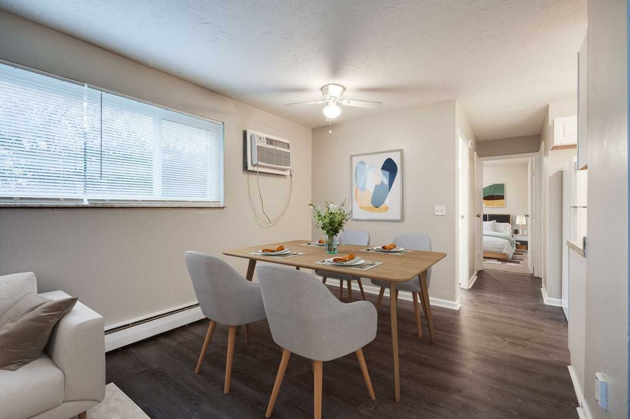 1 & 2 Bedrooms at Clearwater Apartments – Comfort & Convenience in Reading! - Photo 2 of 31