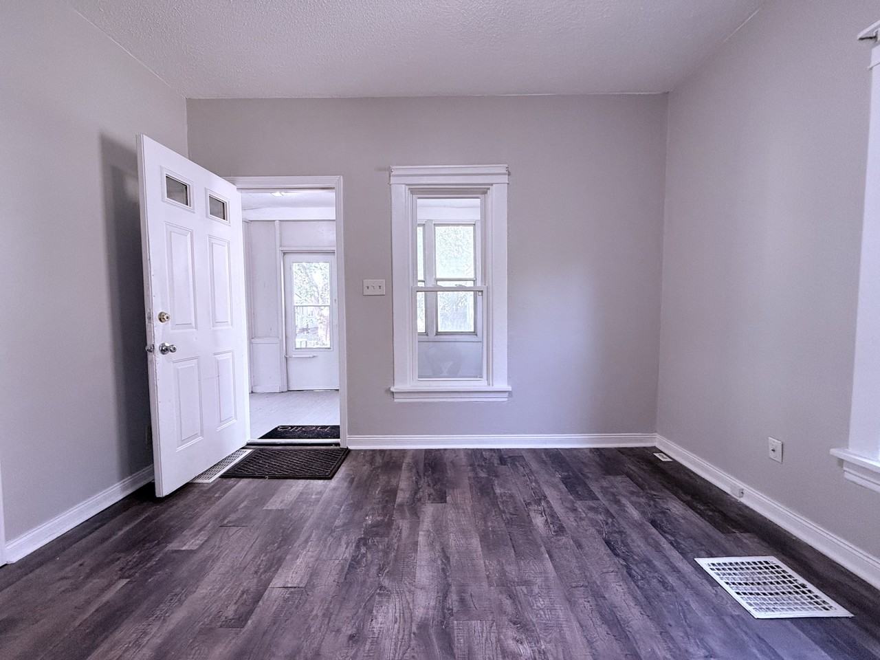 1427 West 2nd Street - Photo 4 of 23