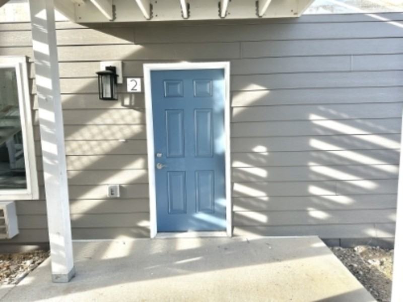 3193 Queen Annes St - Photo 2 of 15