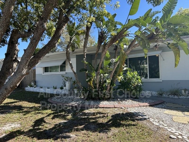 1631 San Charles Dr - Photo 2 of 25