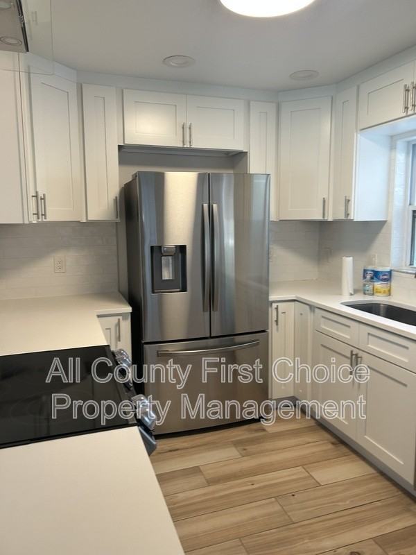 1631 San Charles Dr - Photo 6 of 25