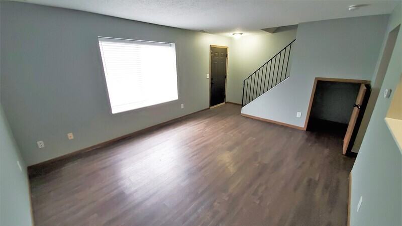 452 North 18th Avenue - Photo 5 of 32